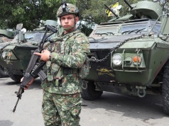 30 tys. kolumbijskich żołnierzy przy granicy z Wenezuelą