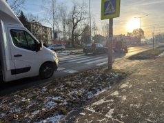 Potrącenie pieszego na ul. Bystrzańskiej. Droga w kierunku Szczyrku zablokowana