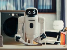 Ten robot pracuje tylko z produktami LG. CLOiD pomoże nam w domu
