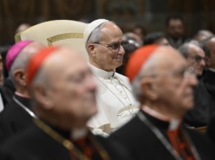 Konsystorz nadzwyczajny – znak nowego stylu Leona XIV