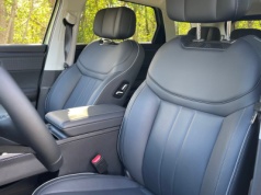 Choć jest znacznie tańsza, Omoda przegrywa. Polacy wybierają droższego i bardziej luksusowego SUV-a