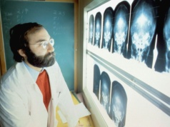 Cambridge „łamie” fizykę LED-ów. Naukowcy zmusili izolatory do przewodzenia prądu