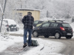 Kto ma obowiązek odśnieżania chodników?