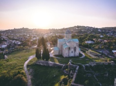 Polacy pokochali ten kraj. Obowiązują w nim nowe zasady podróżowania