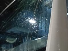 Spadający lód z pojazdów to realne zagrożenie na drogach