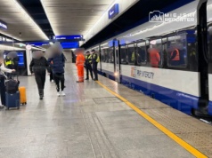 Tragiczny wypadek na Dworcu Centralnym. Nie żyje mężczyzna, który wpadł pod pociąg