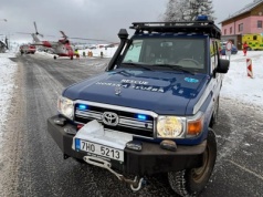 Poważny wypadek polskiego narciarza w Czechach. "Uderzył w dom"