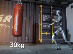 Unitree H2 pokazuje, co potrafi na treningu. To prawdziwy robotyczny wojownik