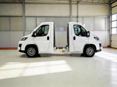 Co dwie głowy to nie jedna. Fiat Back to Back nawet na wstecznym jedzie do przodu