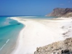 Utknęli na Sokotrze, ale wrócą do kraju. MSZ załatwiło samolot dla Polaków