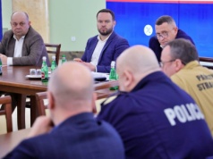 Nadchodzą silne mrozy oraz intensywne opady śniegu. Zwołano Zespół Zarządzania Kryzysowego