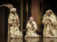 Królowie przynoszą trzy dary - Symbolika Trzech Króli