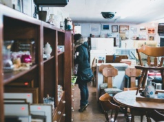 Sieć meblowa zamyka sklep. Ruszyła wyprzedaż likwidacyjna. Rabaty do 70 proc.