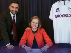 Rasistka i komunistka w ratuszu Mamdaniego. „Nigdy więcej białych w urzędach”