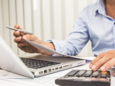 Słyszałeś o KSeF, ale nie wiesz jeszcze, o co w nim chodzi? Wyjaśniamy