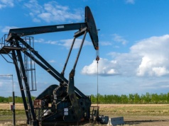 Ceny ropy spadają po ogłoszeniu porozumienia USA z Wenezuelą ws. ropy