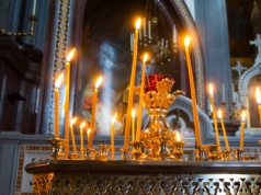 Ania i Piotr obchodzą święta i sylwestra w Polsce... dwa razy. Jak to możliwe?