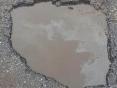 Miliardy złotych w piach, czyli HREIT, Cinkciarz, Palikot i piramidy. Gospodarcze afery 2025 roku