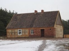 Noworoczne psikusy i figle sprzed lat. Jak żartowano, by oswoić los