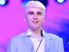 Mata stał się bohaterem memów. Śmieją się z niego nawet w Hiszpanii