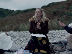 Wygrał miliony na loterii, teraz zaprasza muzyków na prywatne koncerty. Mały, wielki film!