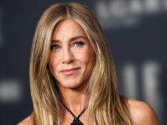 Włosy jak herbata z mlekiem - koloryzacja, która odmładza i dodaje objętości, robi furorę w Hollywood