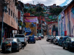 „Trzymać z dala MFW”. Steve Forbes: Pięć rzeczy, które należy zrobić, aby odbudować gospodarkę Wenezueli