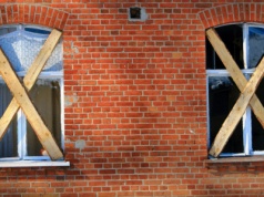 W polskich gminach zalega ponad 72 tys. pustostanów. Ich liczba ciągle rośnie