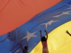 Spokój w Wenezueli może obniżyć globalne ceny ropy