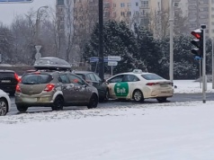 Lublin: Zderzenie dwóch aut na rondzie im. 27 Wołyńskiej Dywizji Piechoty AK – utrudnienia w ruchu