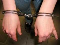 Podpalał auta jedno po drugim. Policja zakończyła serię