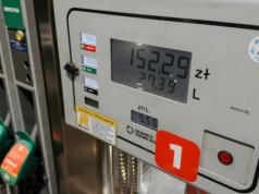 Trump przejmuje ropę z Wenezueli. Polscy kierowcy będą mu za to dziękować