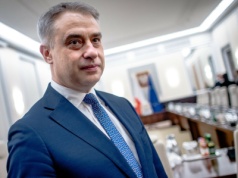 Minister zapowiada walkę ze śmieciówkami mimo decyzji Donalda Tuska. "Nikt się z niczego nie wycofa"