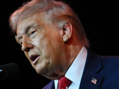 Ropa z Wenezueli tylko za pośrednictwem USA. Dlatego ma być po 50 dolarów