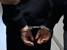 Właściciel za granicą, włamywacze na posesji. Monitoring uratował dom