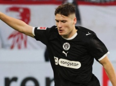 Mecz z udziałem Polaków odwołany. "Ryzyko dla bezpieczeństwa"