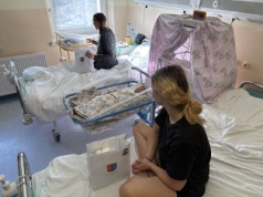 Niż demograficzny na ostrowieckiej porodówce. Z roku na rok dzieci rodzi się coraz mniej