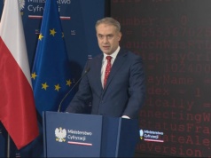 "Zawetował bezpieczeństwo w internecie". Minister cyfryzacji o decyzji prezydenta