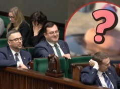 Krajewski ośmieszony w Sejmie. Pokazano jego osobliwą fotkę z morsowania. WIDEO