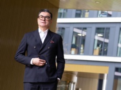 Synektik na historycznym maksimum. Urządzenie finansowane przez Jeffa Bezosa pomoże mu w przyszłości