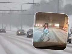 Dla tego motocyklisty "sezon się nigdy nie kończy". Spowodował zator na autostradzie