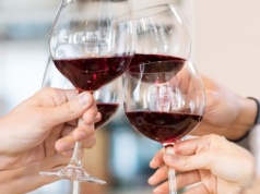 Suchy styczeń napędza zyski. Spółki bezalkoholowe wznoszą toast za ponadprzeciętne stopy zwrotu