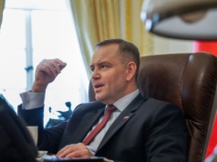 Budżetowa „kropka nad i”. Miliardy dla służb czekają na podpis prezydenta