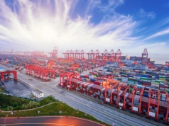 Port Szanghaju bije kolejne rekordy – ponad 55,06 mln TEU w 2025 roku