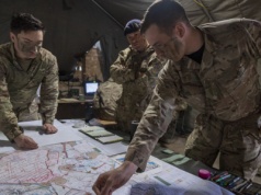 Londyn przeznaczy 270 milionów dolarów na przygotowanie misji pokojowej na Ukrainie