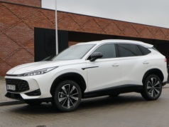 Chińczycy urządzają się na polskim rynku. Wzrosty po 10 tysięcy procent w 2025 roku