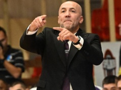 Vidić będzie pracował w Polsce. Właśnie podpisał kontrakt