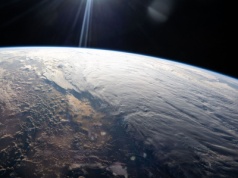 Posłowie pracują nad kosmiczną ustawą. Co to oznacza dla firm?