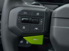 Kia rzuca rękawicę w Brukseli. Trzy nowe modele GT, „limonkowe” pasy i udawanie skrzyni biegów