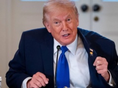 Donald Trump z nowym atrybutem. Od razu zwrócił uwagę dziennikarzy